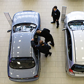 17,1 млрд долларов в 1 кв. 2012 г. потратили россияне на автомобили