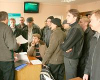 5,8% - уровень безработицы в России на 1 мая 2012 года