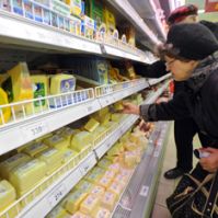 15% россиян зарабатывают достаточно, чтобы не ограничивать себя в покупках