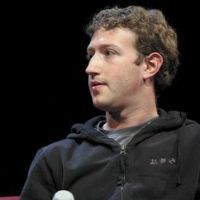 100 млрд долларов может составить стоимость Facebook после IPO