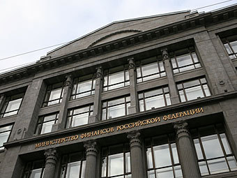 68,1 млрд рублей - дефицит бюджета России в 2012 году по прогнозу Минфина