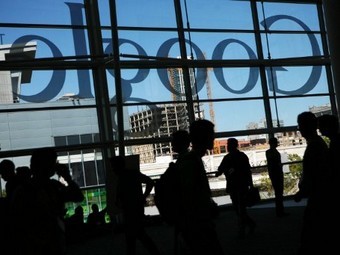 Падение акций Google 18 октября составило 8%