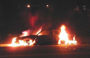 1200 автомобилей сожгли во Франции в новогоднюю ночь