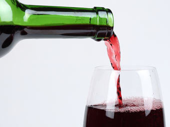 На 28,8% сократилось производство вин в январе 2012 г. в России